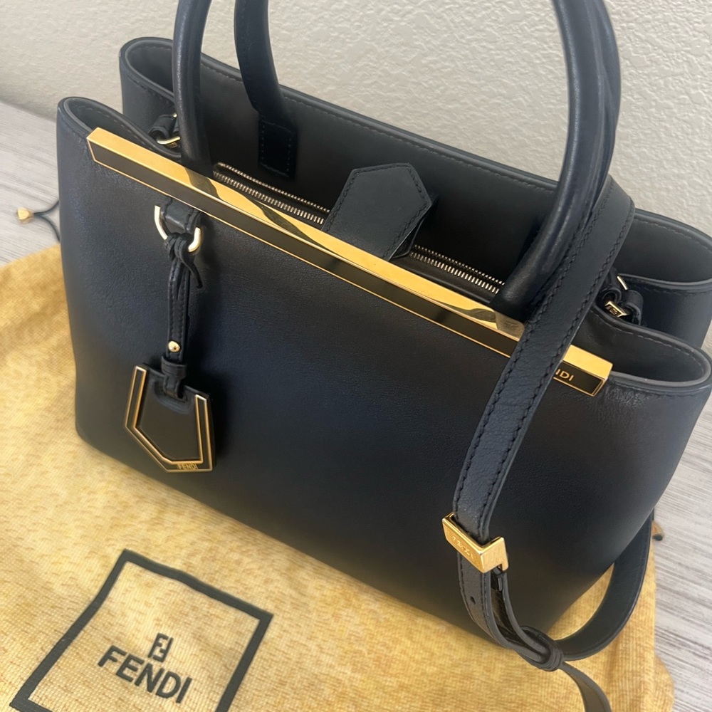 FENDI 2jours Petite Tote w/ long strap - Picture 15 of 15